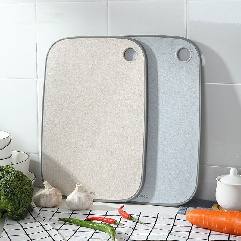 Eco-friendly Ecoco cutting board with a durable, non-porous surface, ideal for meat, vegetables, and fruit preparation.