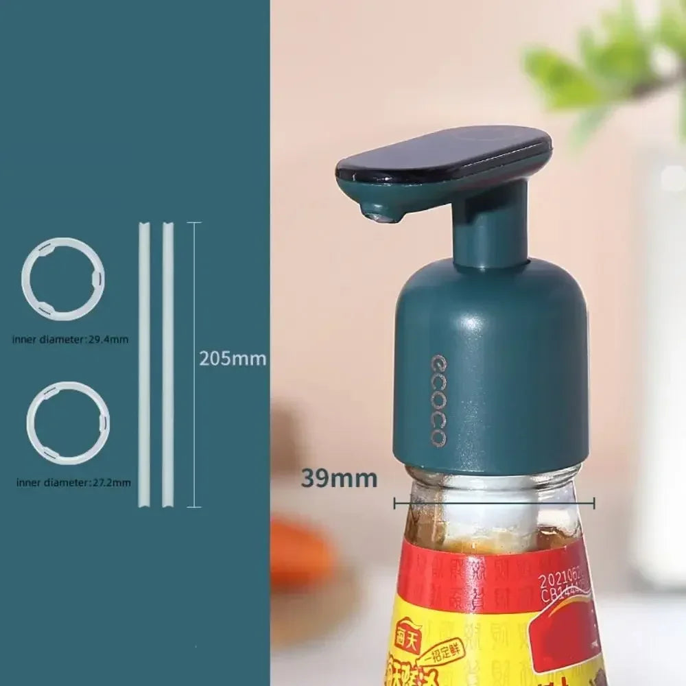 Electric condiment dispenser for kitchen convenience. One-touch technology controls sauce flow to prevent over-pouring. Elegant and functional design.

